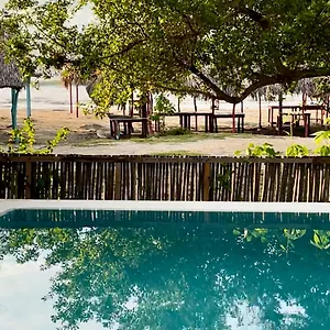 Muchosur Manzanillo Ctg Hostel